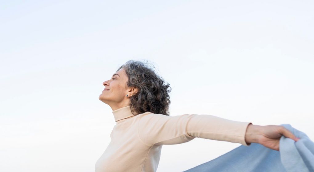 Menopause Guide 101: Navigating Change Through Diet, Exercise & Awareness