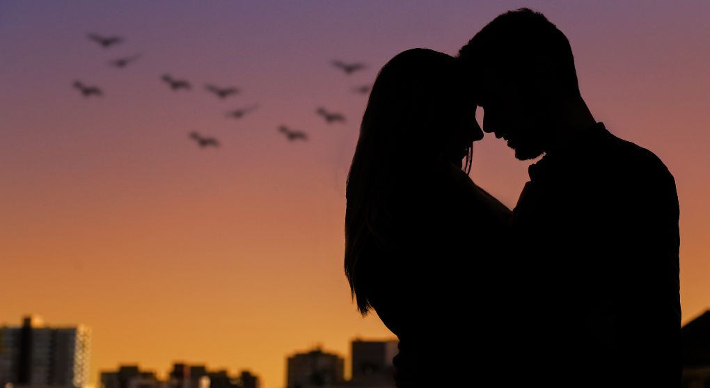 Date Night Ideas for Couples Trying to Conceive (That Reduce Stress & Build Bonding)